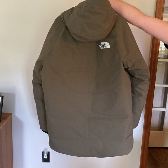 North Face Outerboroughs Jacket.  Never worn. - Picture 7 of 7